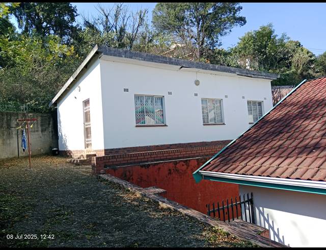 4 BEDROOM HOUSE FOR SALE IN RAISETHORPE